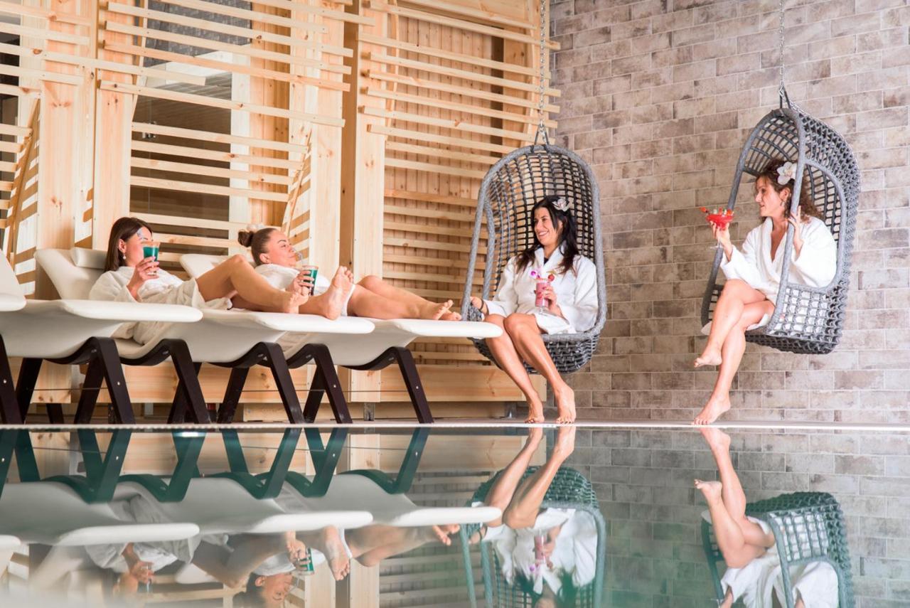 Palac Bielawa Bielawa  Ngoại thất bức ảnh